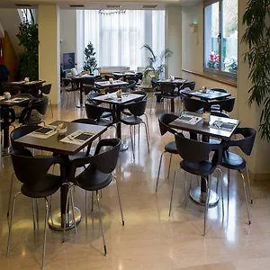 Barcelona Mollet Porta De Gallecs 3*