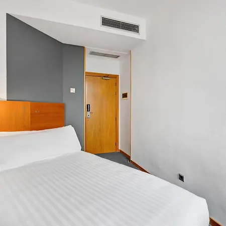 酒店 Barcelona Mollet Porta De Gallecs 莫勒山谷